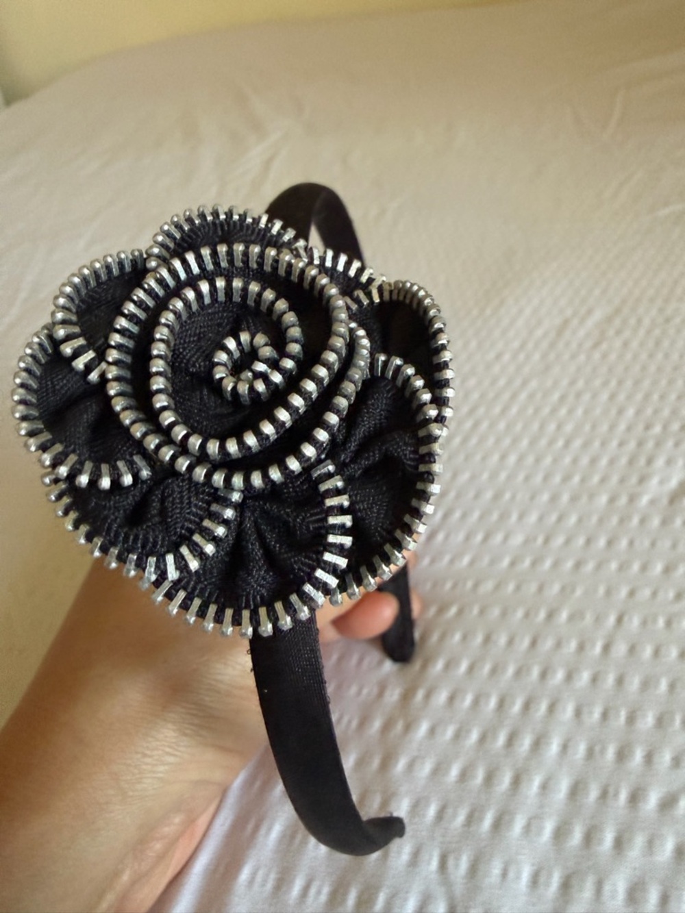 Women’s Black & Magenta Feather Headband with Zipper Rose Accent - Picture 7 of 8